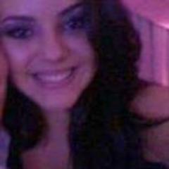 A beleza de uma mulher deve ser vista nos seus olhos, porque esta é a porta para seu coração, o lugar onde o amor reside.