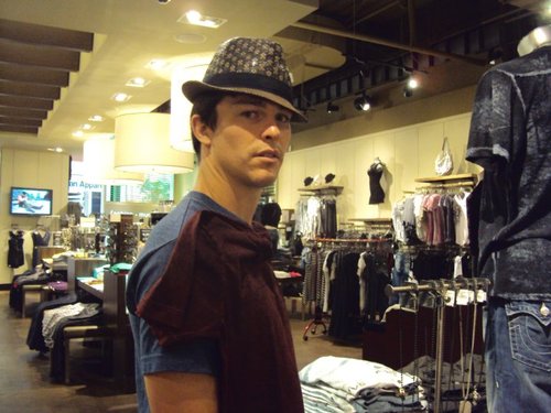 BelieverOfSanta's profile picture. I'm a Clausist who loves sports, movies, video games, and Celtic Woman/Hayley Westenra - half typical college guy, half not...