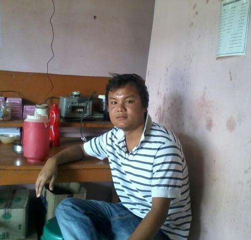 repzkro's profile picture. 