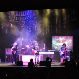 MRevelation's profile picture. Hey :D we are Midnight Revulation. Were a band from New Zealand