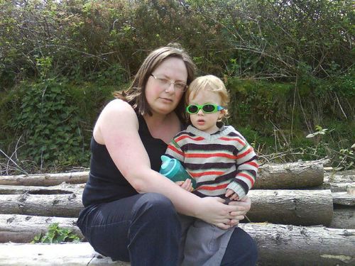 carer to hubby with physical & mental health issues. mental health probs of my own. wanting to change public views against mental health issues.