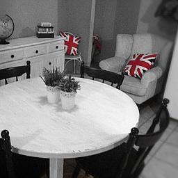 We are a Perth based pair of #creative mama's completely obsessed with all things #vintage. We also have a knack for #up-cycling and beautifying #furniture.