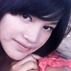 selvianggriani1's profile picture. 