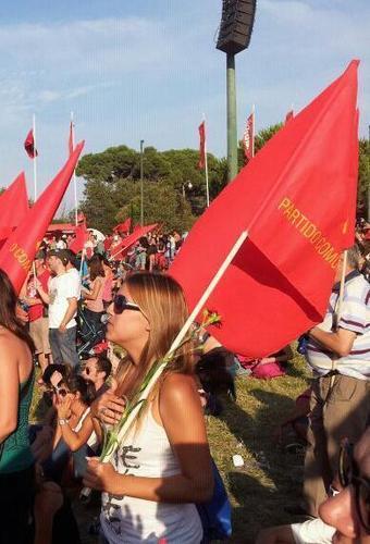 Mujer, comunista, feminista, republicana, abogada.