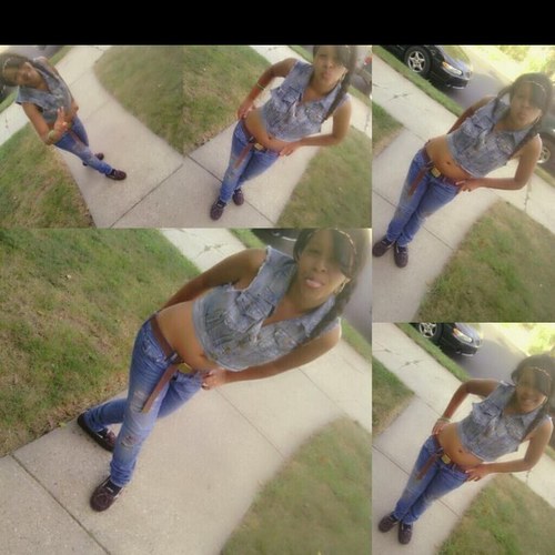 yupp imm jaylinn so wassupp imm taken 041212 3iloveeeyouu BABES ; )