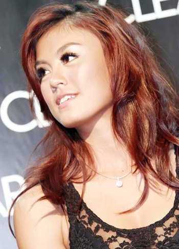 @AI_roleplayer •July 1st, 1986• Follow the real one: @agnezmo