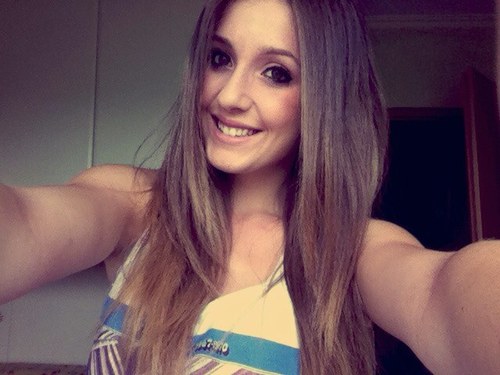 Mary ,ITALIA ❤ ..single , but I'm in love with Tyga and food! follow me , and I may follow you back ;) Cheers xx