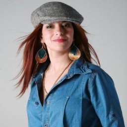 BADIA, le rap au féminin 15 ans d'activisme au sein du hip-hop français : Badia n'a plus rien à prouver dans le milieu underground.
