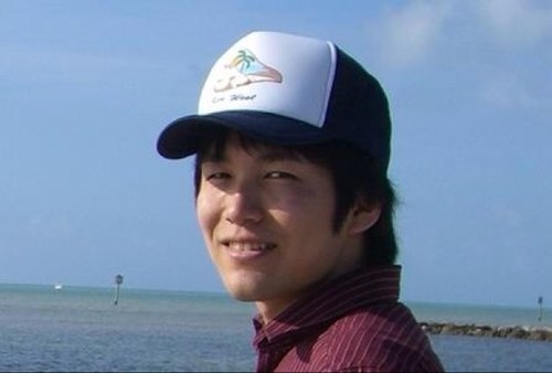 某楽器メーカでソフトウェア技術者。音楽情報処理分野の研究開発を担当。趣味はピアノとバイオリンを弾くこと。最近はストリートピアノに熱を入れています。