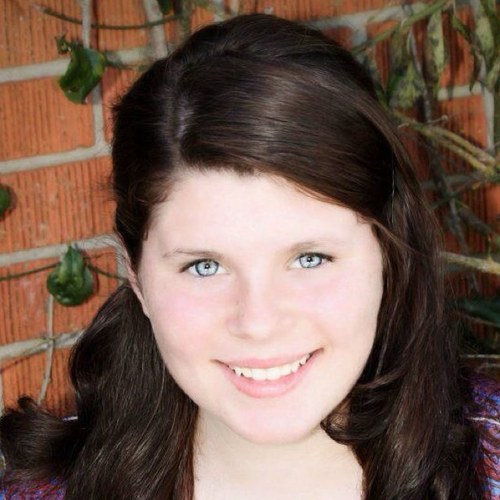 Nursing student who is addicted to Grey's Anatomy and chocolate pudding.