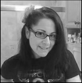 Sr. Editor at http://t.co/Zvx8YgtH7m Lead Organizer of CT Horrorfest .. horror & music maven @HorrorNews @CTHorrorfest