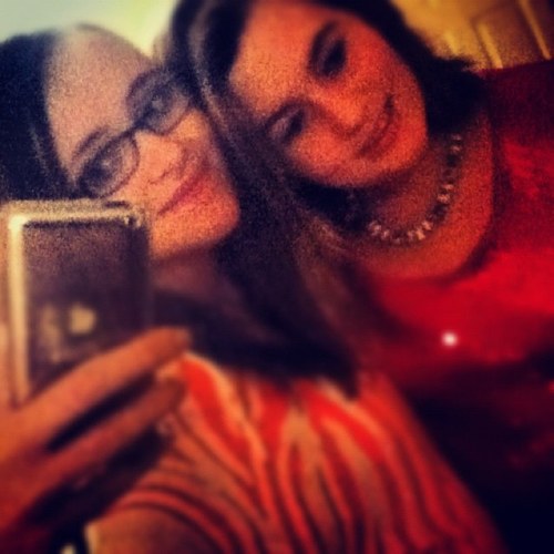 My Name Is Samantha My Best Friend Is Elizabeth I Love To Dance! And Swim If Yu Fallow Me I'll Fallow Back!(: