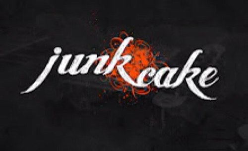 JunkCake's profile picture. http://t.co/HfMYYUtkDO