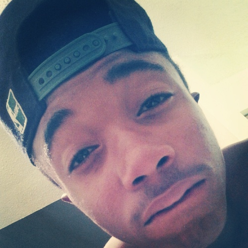 Cool person,like to play sports(all kinds), people Say i Have a good personality, Ohh Yeah Im In #TeamFollowBack So Follow Me And Ill Follow Back