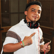 This is RJ Nav Studio Phagwara Working at http://t.co/Wx6PyiTX i wish to meet & Make my dream come true to Ustad JazzyB G & Baba Gurdas G