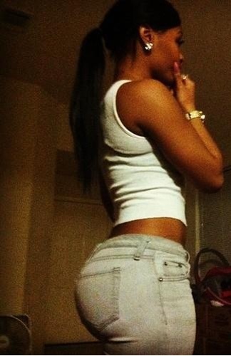 I'll keep it real no matter what 
follow me and i will follow back..Go n Follow My Twin @Beyondd_Normal  #Team Scorpio.