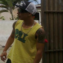 Curto anda De  skate e Tirá  uma pira com a Galeraa :xx: 
Deus me presentio com um Grande amor :)  Janaina soares.
http://t.co/VaRRroBTpl