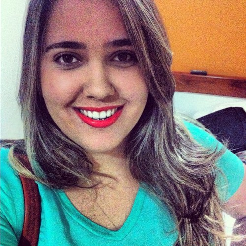 Nem adianta me descrever, você sempre vai acreditar no que os outros dizem mesmo! haha :*