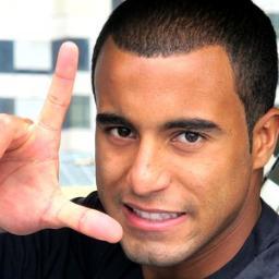 Primeiro e único FC do Lucas Moura de manhuaçu....meu amor pro vc e infinito te amo cada dia mais @LucasnaRede_ 3