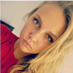 Alexy, oui prénom de mec et alors ?
new on twitter, ave moi!
@onedirection , objectif : musique.