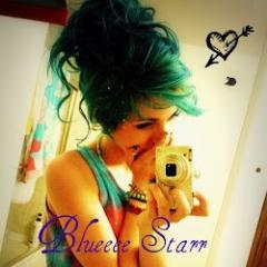 haii:3  im Bluee  im a modal Im Sexxayy and i know it
i love the band's bvb,botdf,bmth,aa,eyes set to kill, 
im random as PIE! tehehehehe ;)
txt mehh33 ily