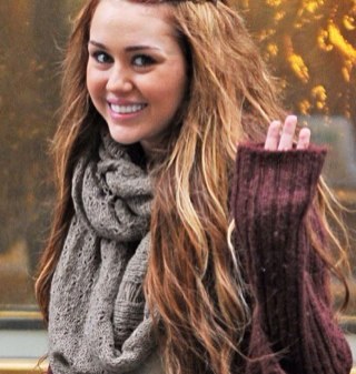 SmileyMileyASRP's profile picture. Ayyeee✌ Im Miley. Livin life with my besties 5ever, Oliver & Lily. ohh & my annoying brother, Jackson :3 i love to sing. Singing is life k? k byeee