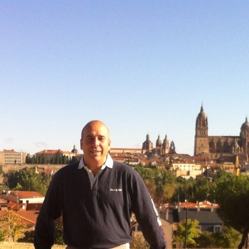 Me considero una persona trabajadora, y con unos principios y valores a la altura de las circunstancias. En la vida hay veces que hay que arriesgar.