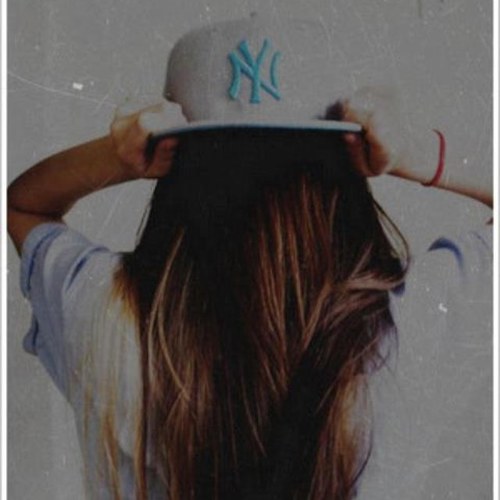 Follow = Follow back ♔ Sinds ; 26~02~2012 ♥