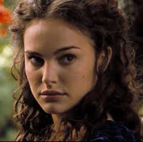 Padmé Amidala. Former Queen of Naboo. I have two children. I dont Know if I'm Still Taken. Ani Hasnt Been Around. So Songle?