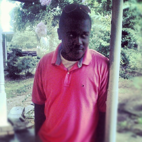 cool dude in college nd trying to better myself #teamfollowback #teamlongstroke#fvsu15 taken by: @babygirl_2818