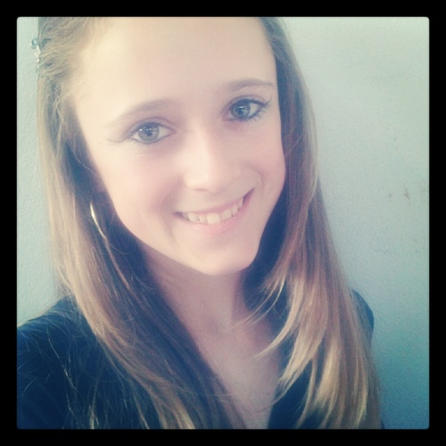 Minha peste, minha pitininha, minha gata, minha linda, minha fofa, minha só minha domi s2 Te amo demais mana ! @vingativawn aqui. *-*