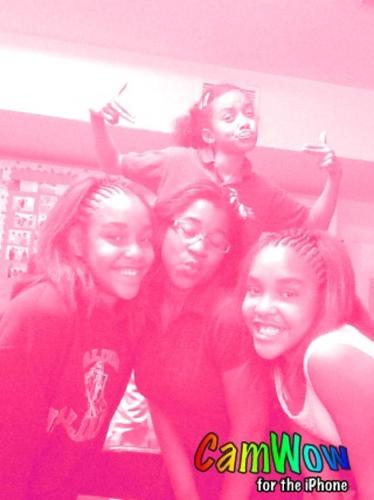 GrayNiya's profile picture. 