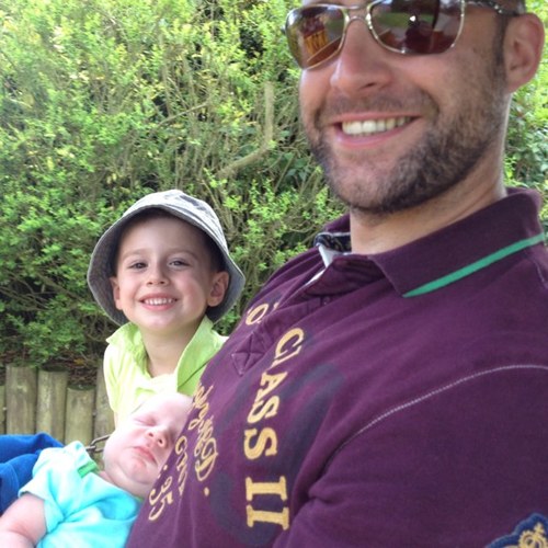 Daddy to Finlay & Alfie, Husband to Amy, golf and fitness enthusiast when not team leading