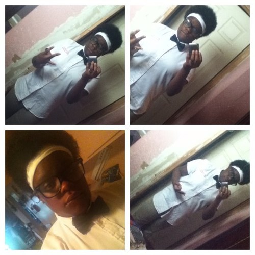 , living for God , myself , family , & loved ones . #TeamSaved ' #TeamCOGIC : C/O 2014 ' 15 years old . 10/28/96 . future author & mother
