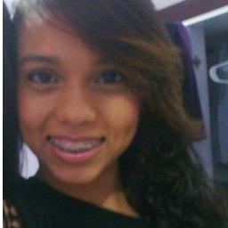 Estudante, 14 anos, Chocolate,Doritos,Coca-Cola,  Flamenguista ♥ .  Tudo muda com o tempo.