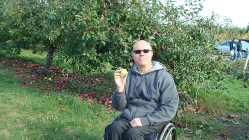 nissim_louis's profile picture. 