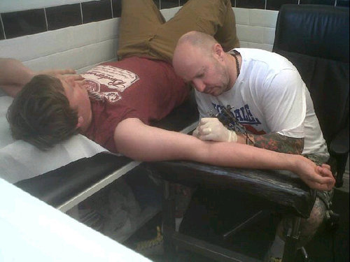 Ryan_Tingey's profile picture. 18, Just your average essex lad, window fitter, family means more to me than anything.