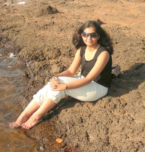 shruti_bhandari's profile picture. 