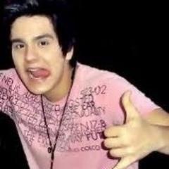 LUANETE GRAU MASTER*u*
@luansantana se as chances de eu te abraçar sao 1%,os outros 99% sao de fé e esperança no peito! TE VIVO S2...