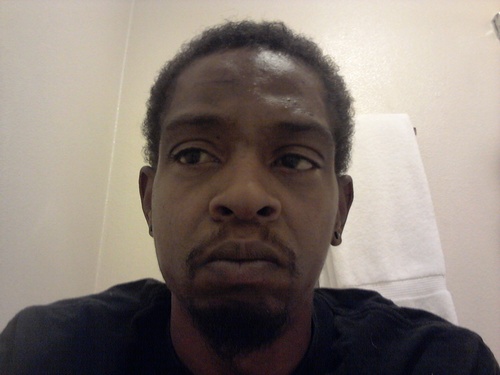 live life or die try'n that's my model single, looking for a relationship, no kids, so no mom drama. im my own boss.