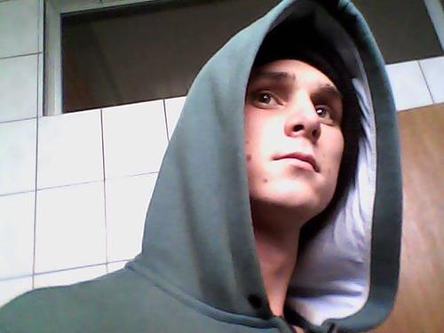 gosto de futebol, musica, e a vida q tenho