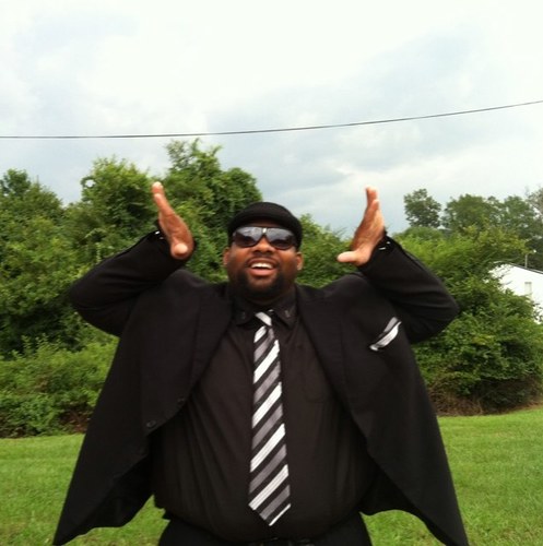 I'm a family man and I live it .