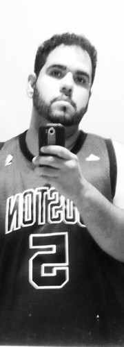 I am a Laid back Individual from The Bean!! Def love having fun and Chill.