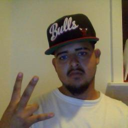 keepin it coo hittin the beats...beat producer learning but gettin it in..steezie nikka phounk a nikka who dont like it..