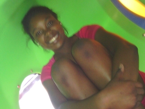 Yea , its Tarian , Im cool , tew follow , since YHU on mhy pagee yhu jst should follow mhee ! ツ