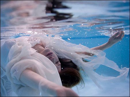 ShAnEy_MeYeR's profile picture. No one looks back on their life and remembers the nights they got plenty of sleep