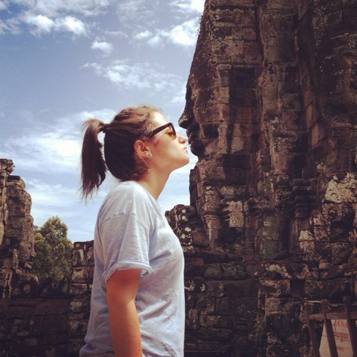 LeaFitoussi's profile picture. When life brings questions, Twitter has the answers. Young, dynamic, Parisian and looking for followers