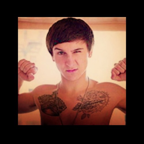 ImMitchelMusso's profile picture. get to live a dream everyday.  Single.✌