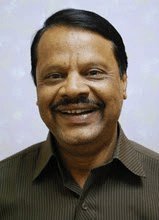 I am a senior journalist and writer.. i like Hindi movies and listening old songs and gazals..