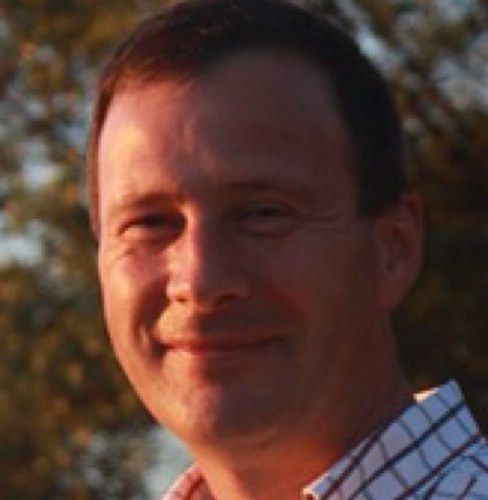 MD of ELO Digital AU/NZ with 20+ years experience in business re engineering in 4 countries & 3 continents. Motto: Simply Better Organised